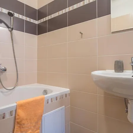 Appartement Tatras View Center With Balcony & Free Parking Poprad