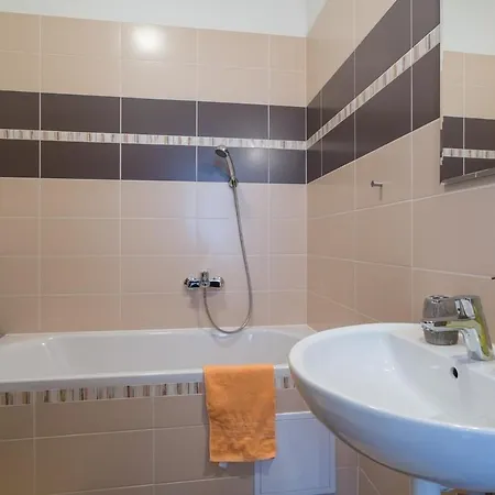 Апартаменты Tatras View Center With Balcony & Free Parking *