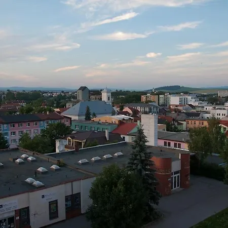Tatras View Center With Balcony & Free Parking * Попрад