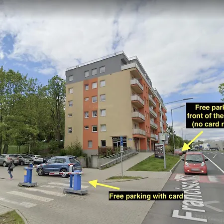 Tatras View Center With Balcony & Free Parking *